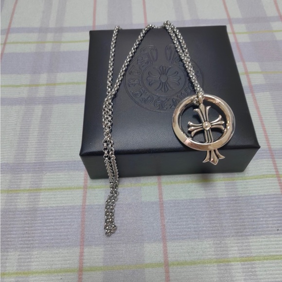 Chrome Hearts. Other - Polished Silver Cross Circle Pendant Necklace - Silver